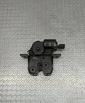 Renault Megane III Tailgate/trunk/boot lock/catch/latch 846300003R