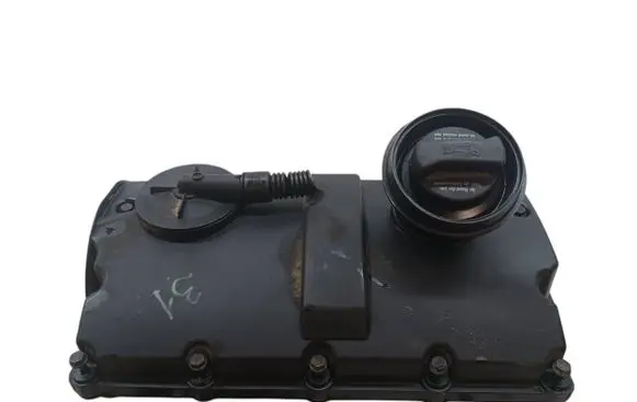Volkswagen PASSAT B5.5 Rocker cam cover 