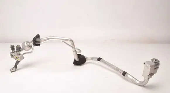 Volvo S90, V90 Air conditioning (A/C) pipe/hose 32260834