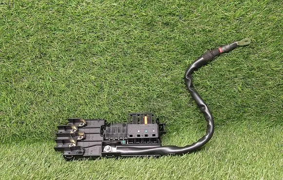 Mercedes-Benz E W211 Fuse module 2115452301