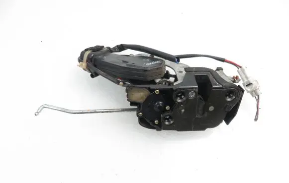 Suzuki Grand Vitara I Front door lock 