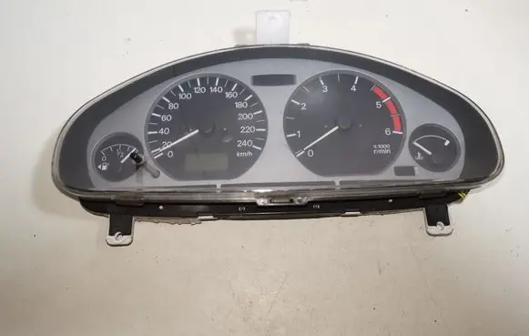 Mitsubishi Carisma Speedometer (instrument cluster) MR916030