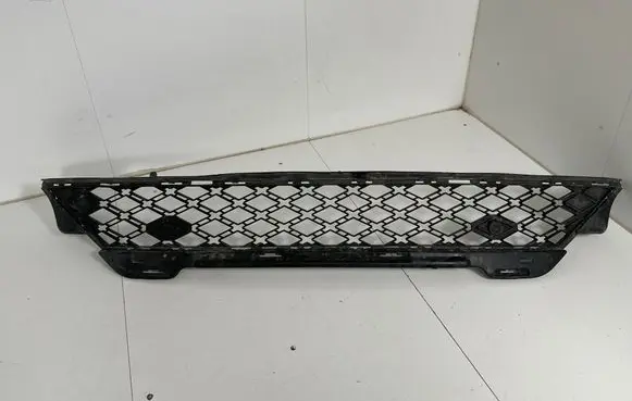 Skoda Enyaq iV Front bumper lower grill 5LA853677