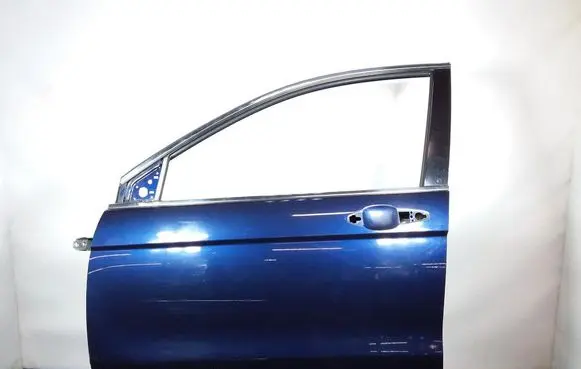 Honda CR-V Front door 