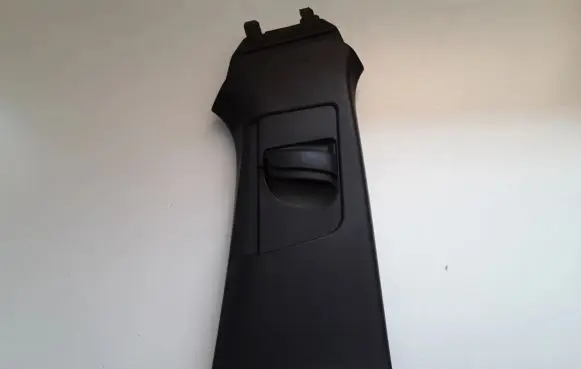 (B) pillar trim (top)