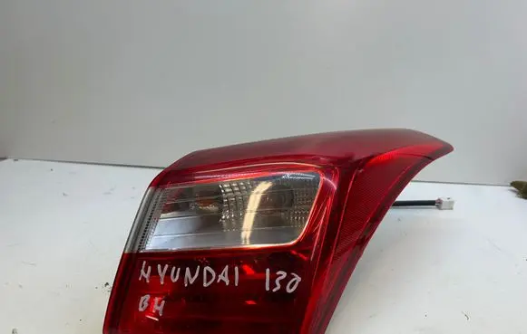 Hyundai i30 Rear/tail lights 92402A50
