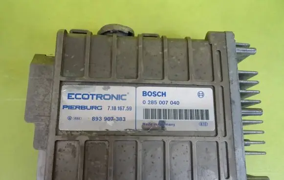 Volkswagen Jetta II Engine control unit/module 0285007040