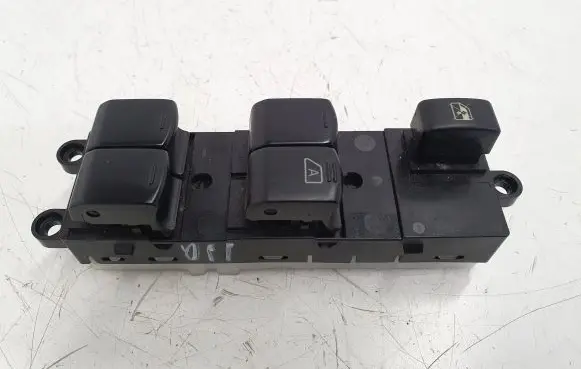 Nissan Qashqai+2 Electric window control switch 25401BB65A