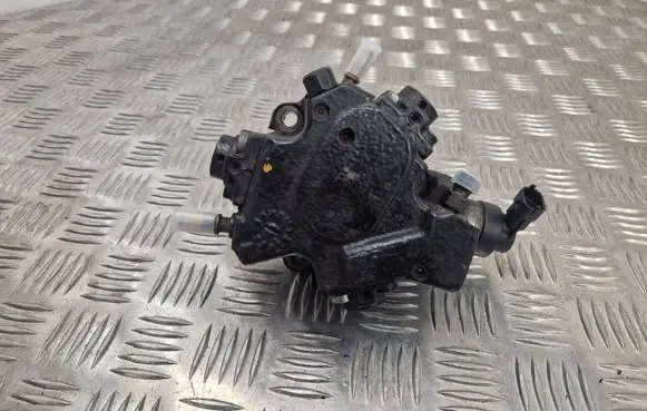Renault Kadjar Fuel injection high pressure pump HMLGT8980R 0445010404 1201546