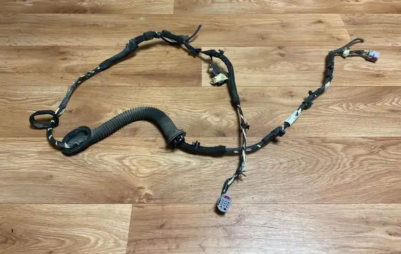 Opel Insignia A Tailgate/trunk wiring harness 13273612