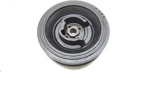 Audi A6 S6 C4 4A Crankshaft pulley 046105251J