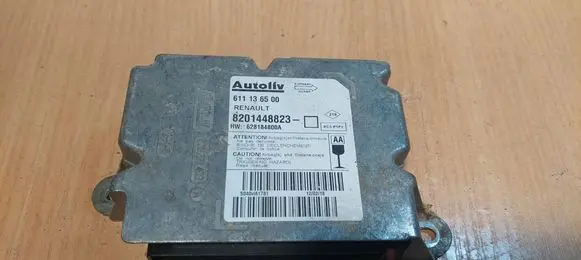 Renault Master III Airbag control unit/module 8201448823 611136500 628184800A