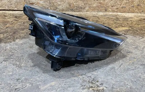 Mazda CX-3 Headlight/headlamp D10E-51030 S2503M109