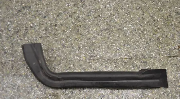 BMW 3 E46 Engine compartment rubber 8215913
