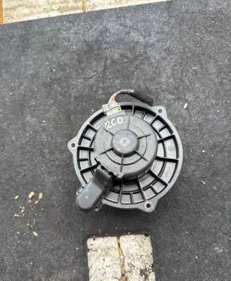 Hyundai Sonata Heater fan/blower F00S330024