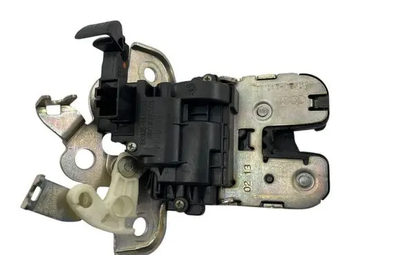 Audi A5 Sportback 8TA Tailgate/trunk/boot lock/catch/latch 8R0827505