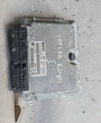 Opel Zafira A Engine control unit/module 09133269 28SA4222 0281010021