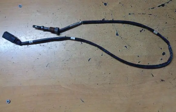 Skoda Fabia Mk2 (5J) Exhaust gas temperature sensor 03P906088A