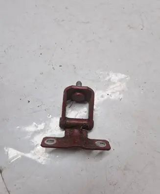 Mitsubishi Outlander Tailgate/trunk/boot hinge