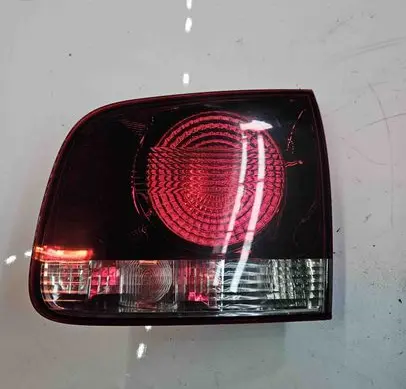 Volkswagen Touareg I Tailgate rear/tail lights 7L6945094