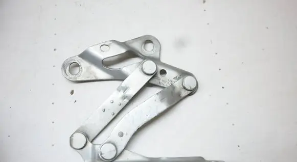 Seat Alhambra (Mk1) Engine bonnet/hood hinges 7M0823302L