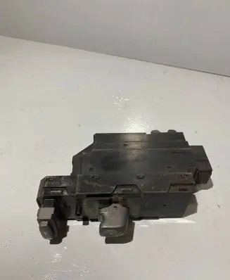 Volvo V70 Electric window control switch 8651328