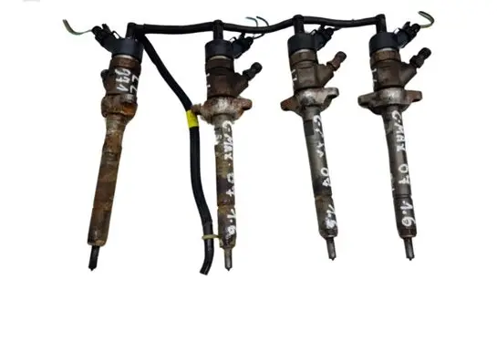 Ford C-MAX I Fuel injectors set B445117859