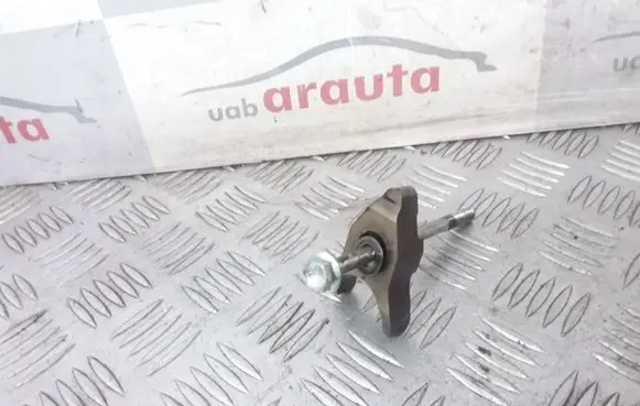 Toyota Corolla Verso E121 Fuel Injector clamp holder