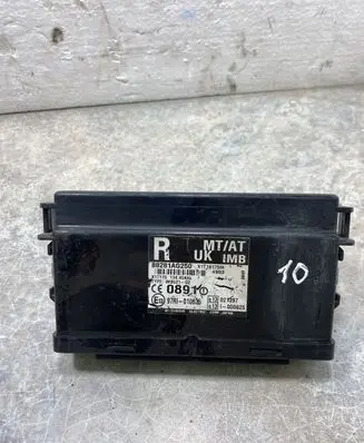 Subaru Impreza IV Air suspension control unit module (rear) 88281AG250