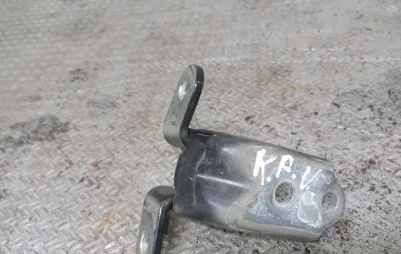 KIA Ceed Front door upper hinge