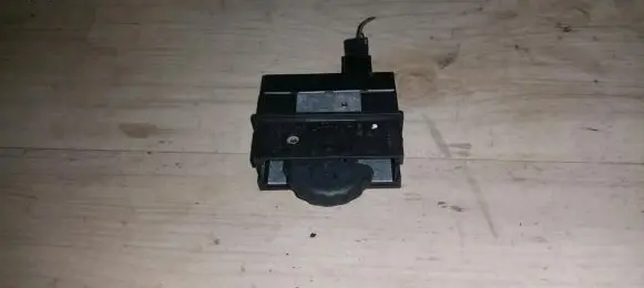 Renault Scenic I Headlight level height control switch 7700841245