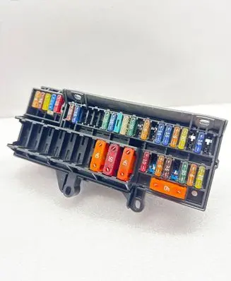 BMW 7 E65 E66 Fuse module 69005820