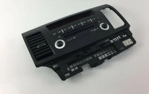 Mitsubishi Lancer VIII Radio/CD/DVD/GPS head unit 8002A378XA Z4373
