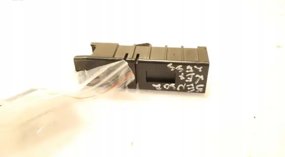 Lexus LX 570 Door central lock control unit/module 
