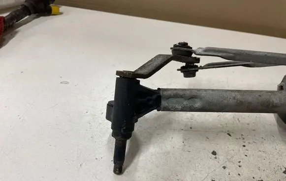 Opel Corsa D Front wiper linkage and motor 405067 13182340 367546129