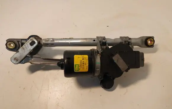 Toyota Aygo AB10 Front wiper linkage and motor 53565002