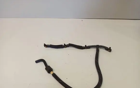 Audi A4 S4 B8 8K Fuel return line/hose 