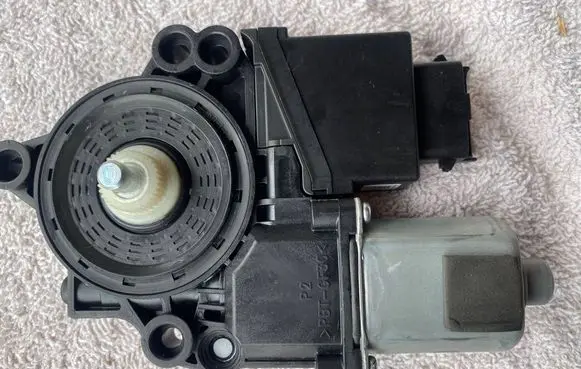 KIA Ceed Rear door window regulator motor 83450A2010