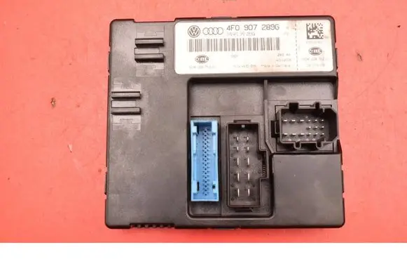 Audi A6 Allroad C5 Comfort/convenience module 4F0907289G