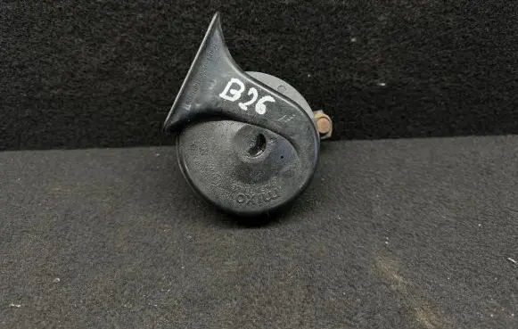 Volkswagen Golf IV Horn signal