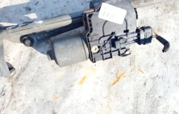 Peugeot 308 Wiper motor