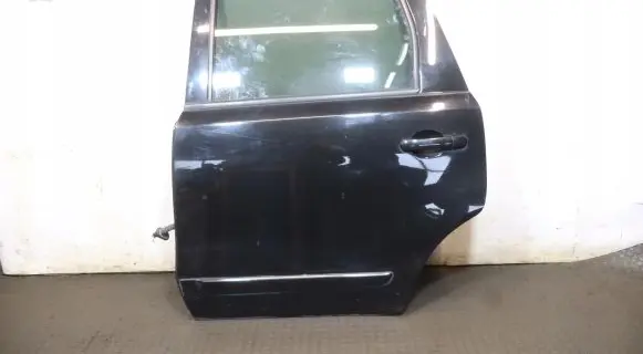 Nissan Note (E11) Rear door