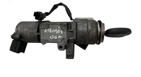 Toyota Avensis T250 Ignition lock 450200504