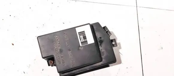Alfa Romeo 159 Fuse box cover 