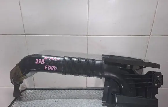 Ford S-MAX Air intake duct part AG919E635AE