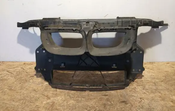 BMW 1 E81 E87 Front piece kit 