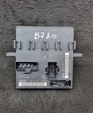 Audi A4 S4 B7 8E 8H Comfort/convenience module 8E0907279L