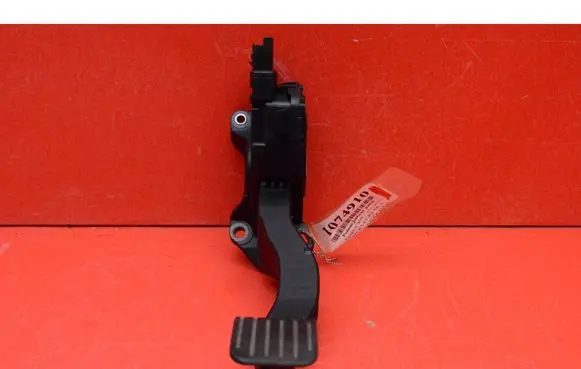 Peugeot 308 Accelerator throttle pedal 9671433780