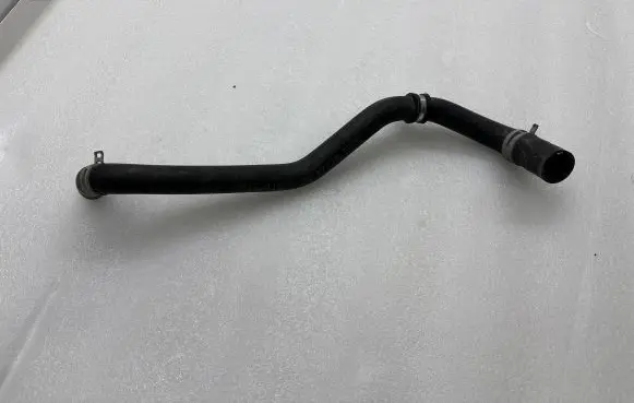Tesla Model S Engine coolant pipe/hose 103081600E