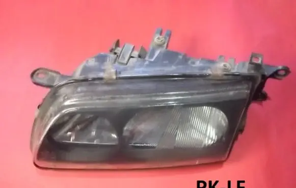 Mazda 626 Headlight/headlamp 082161136L